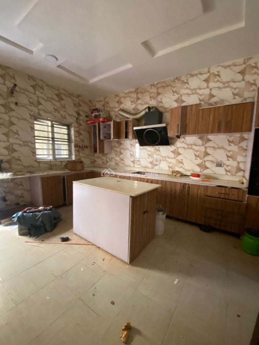 Spacious Semi Master Apartment Upstairs, Kanal West Estate, Lekki, Lagos, House for Rent