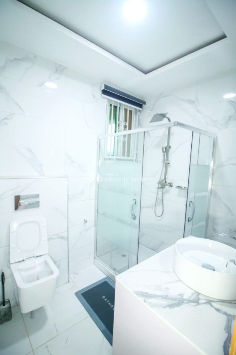 3 Bedroom Apartment, Hakeem Dickson Road, Lekki Phase 1, Lekki, Lagos, Flat / Apartment Short Let