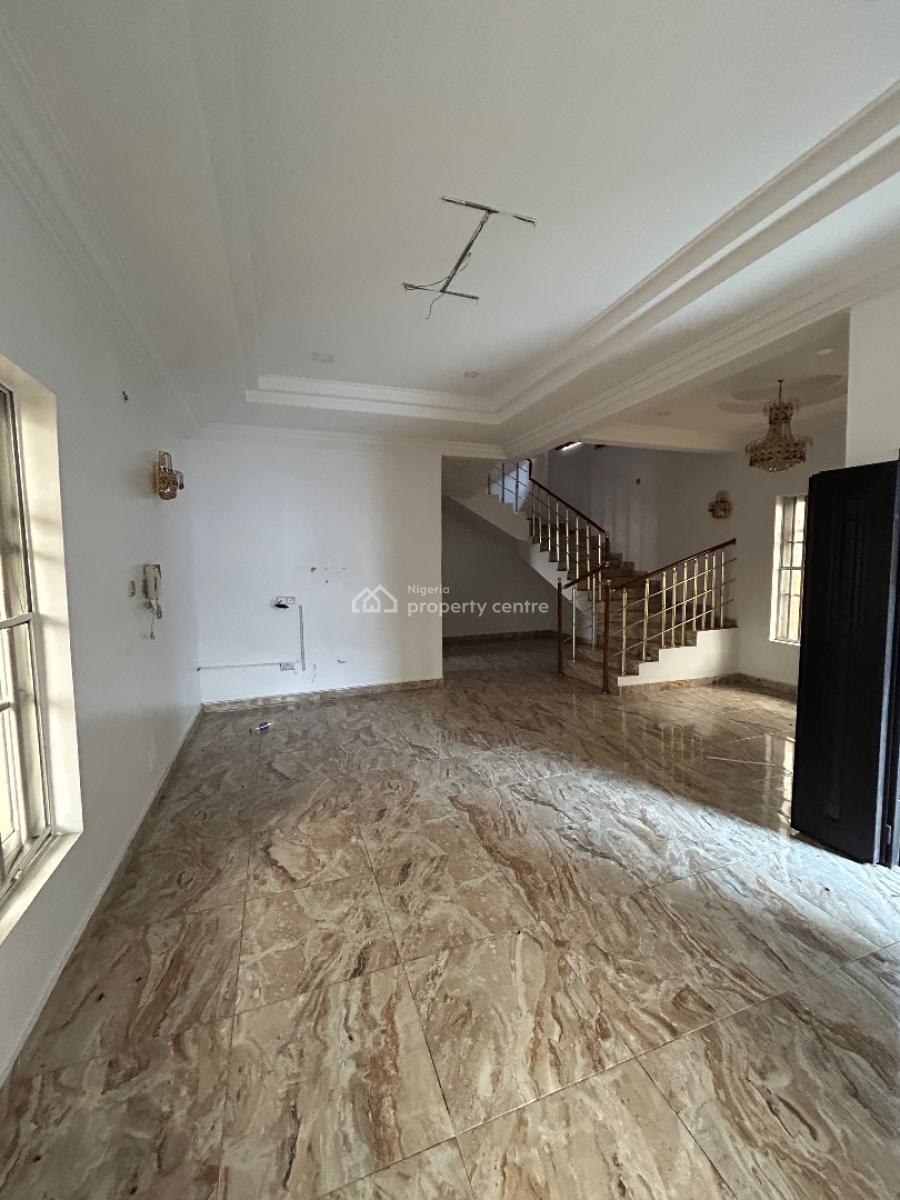 Well Maintained and Spacious 4 Bedroom Detached Duplex with a Room Bq, Chevron Drive, Lekki, Lagos, Detached Duplex for Rent