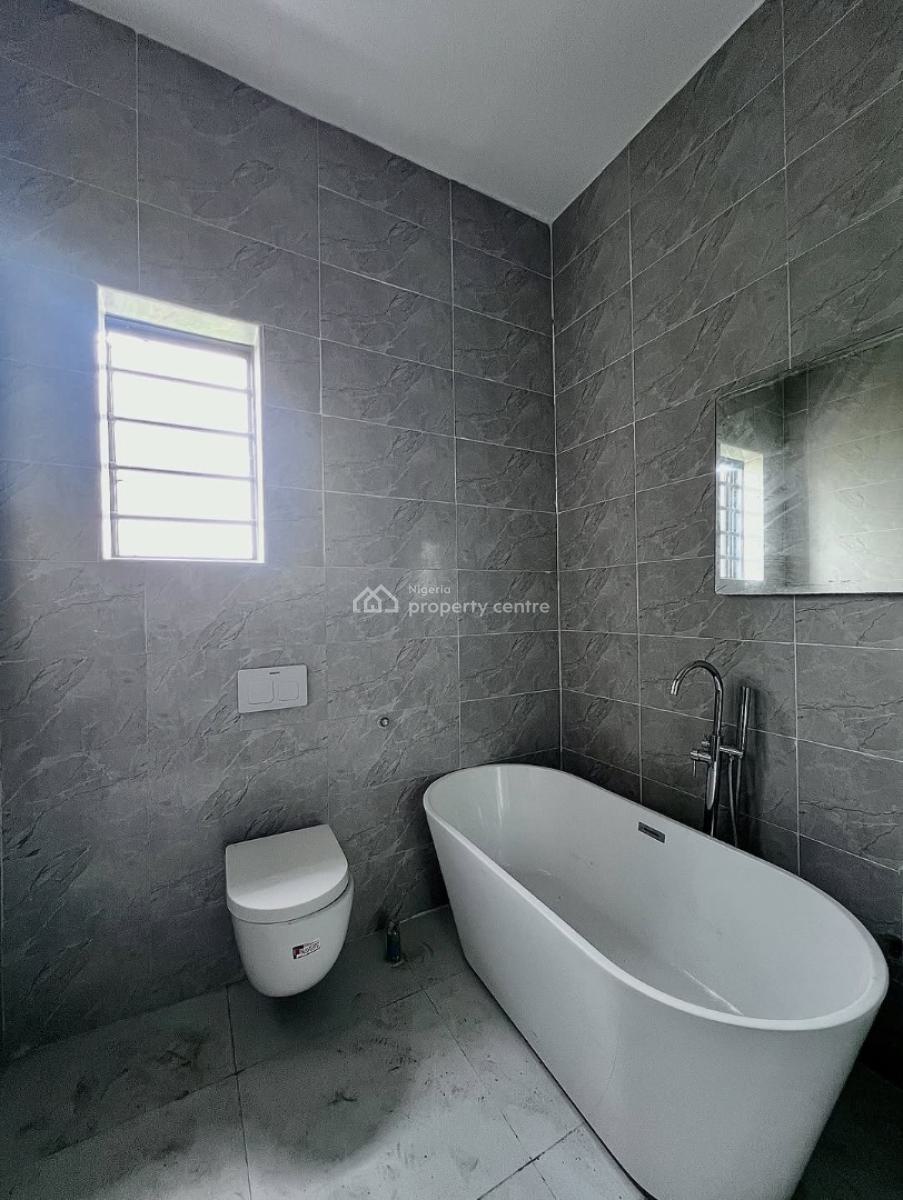 5 Bedroom Fully Detached Duplex with Bq, Vgc, Lekki, Lagos, Detached Duplex for Sale