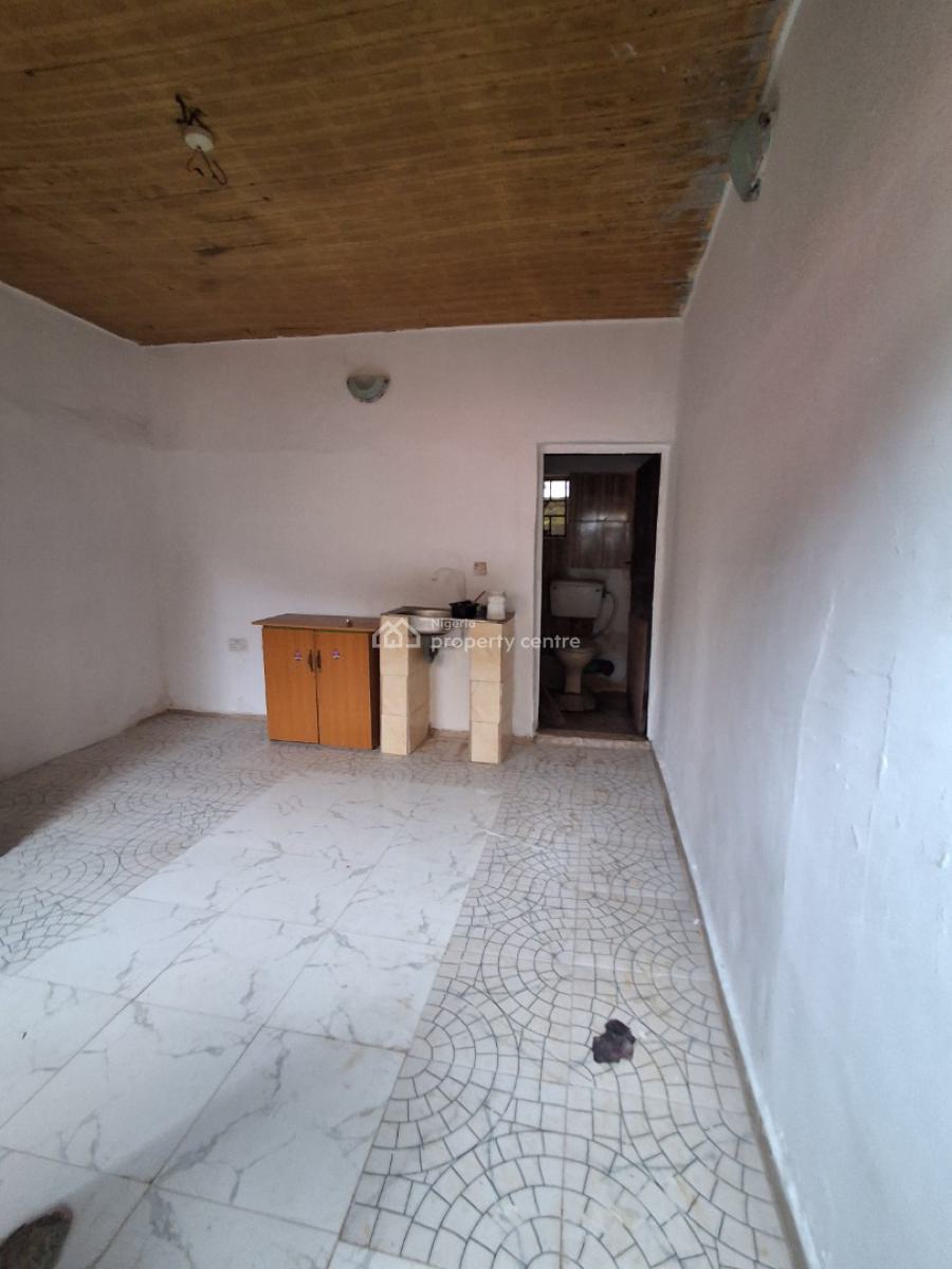 Studio Apartment, Badore, Ajah, Lagos, Self Contain (single Rooms) for Rent