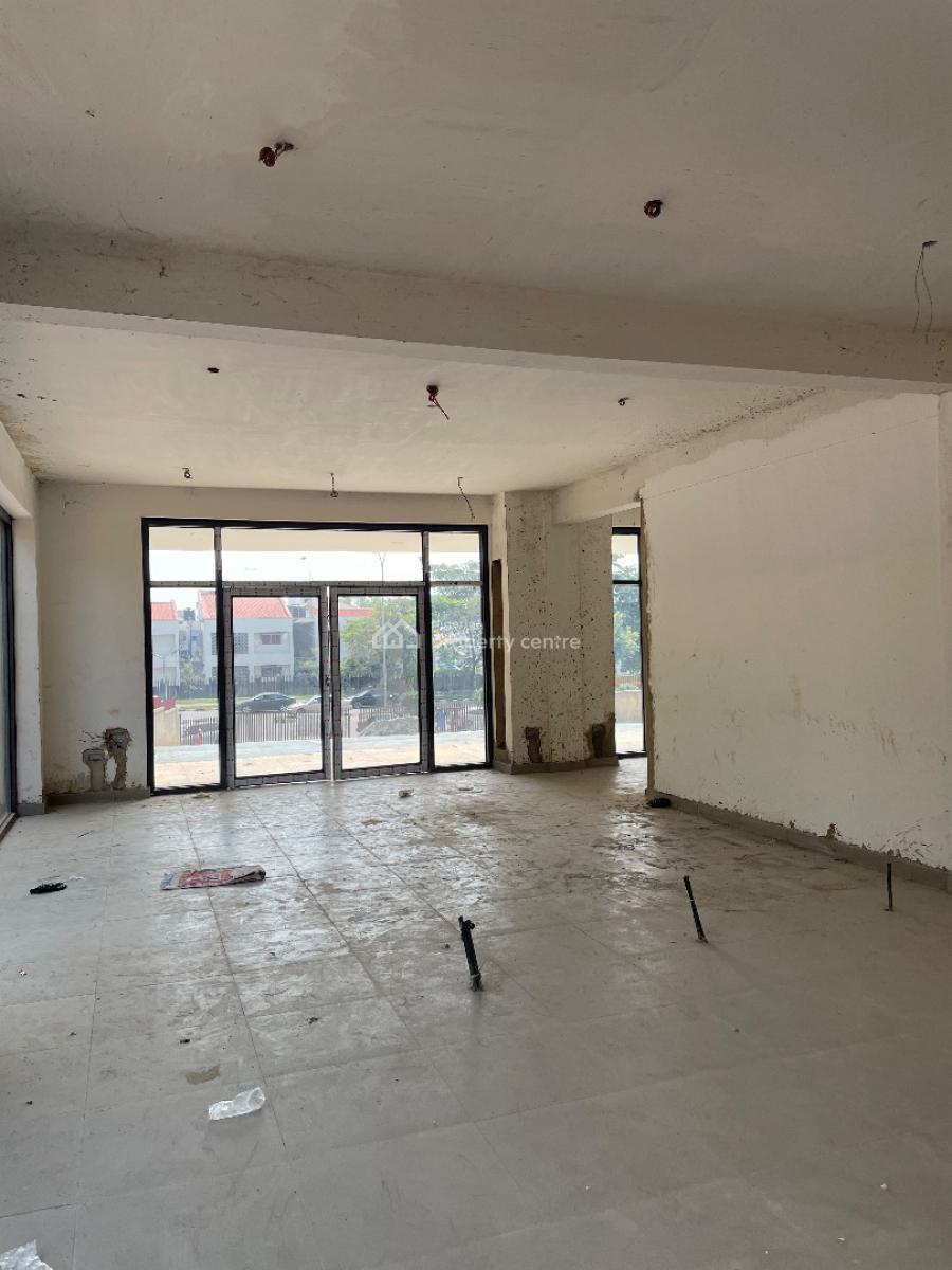 Spacious and Well Finished Shop Space, Wuse 2, Abuja, Plaza / Complex / Mall for Rent