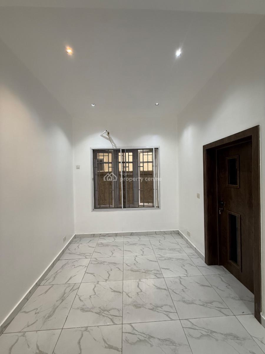 Newly Renovated 2 Bedroom Apartment with Inverter, Lekki Phase 1, Lekki, Lagos, Flat / Apartment for Rent