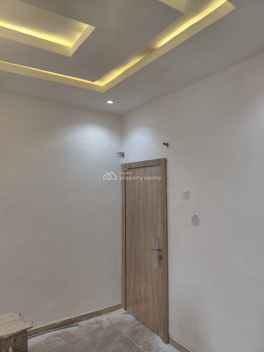 Newly Renovated Mini Flat, Ajelogo, Aliebiosu, Kosofe, Lagos, Flat / Apartment for Rent