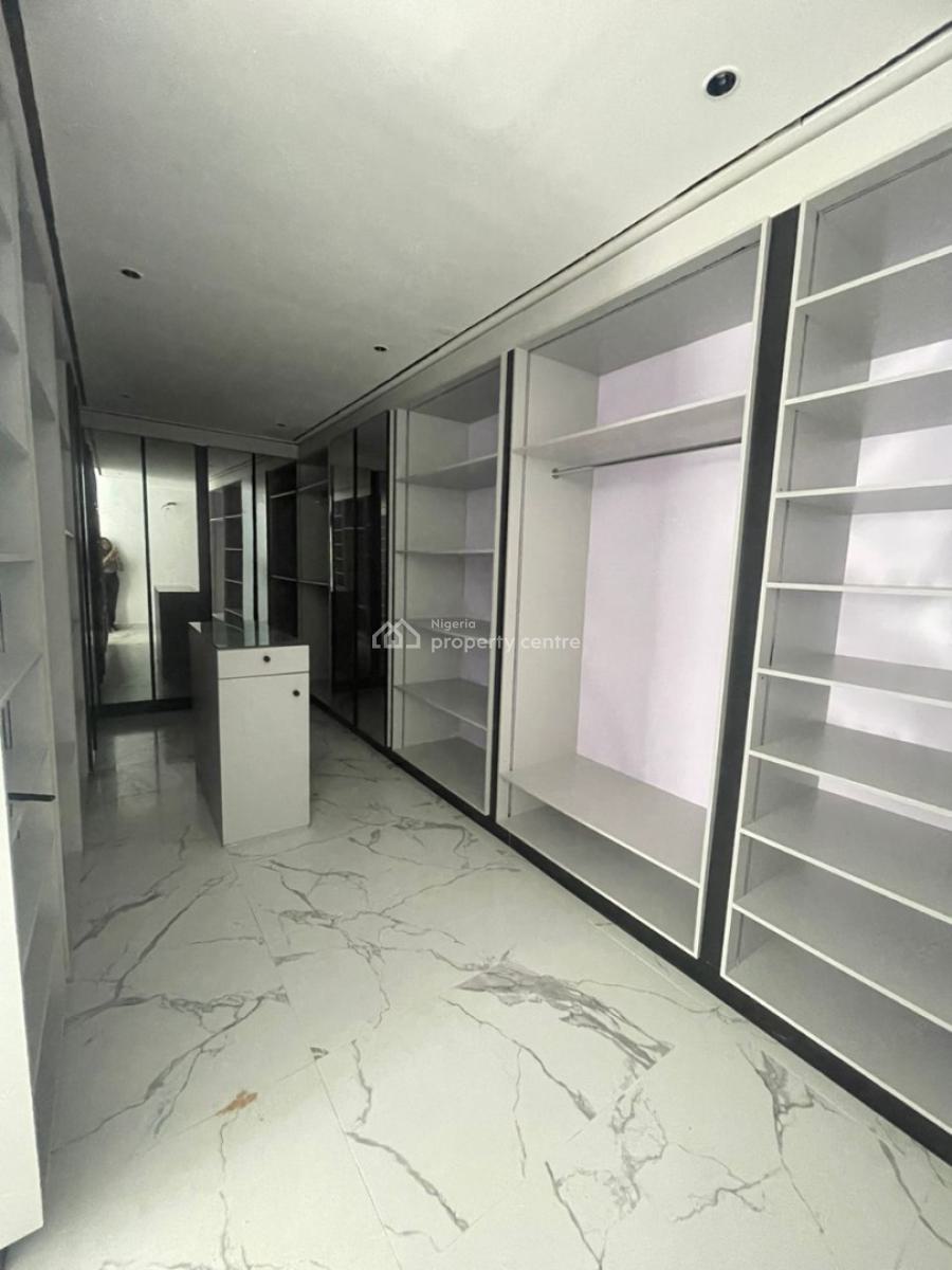 6 Bedroom Detached House + Bq, Lekki Phase 1, Lekki, Lagos, Flat / Apartment for Sale
