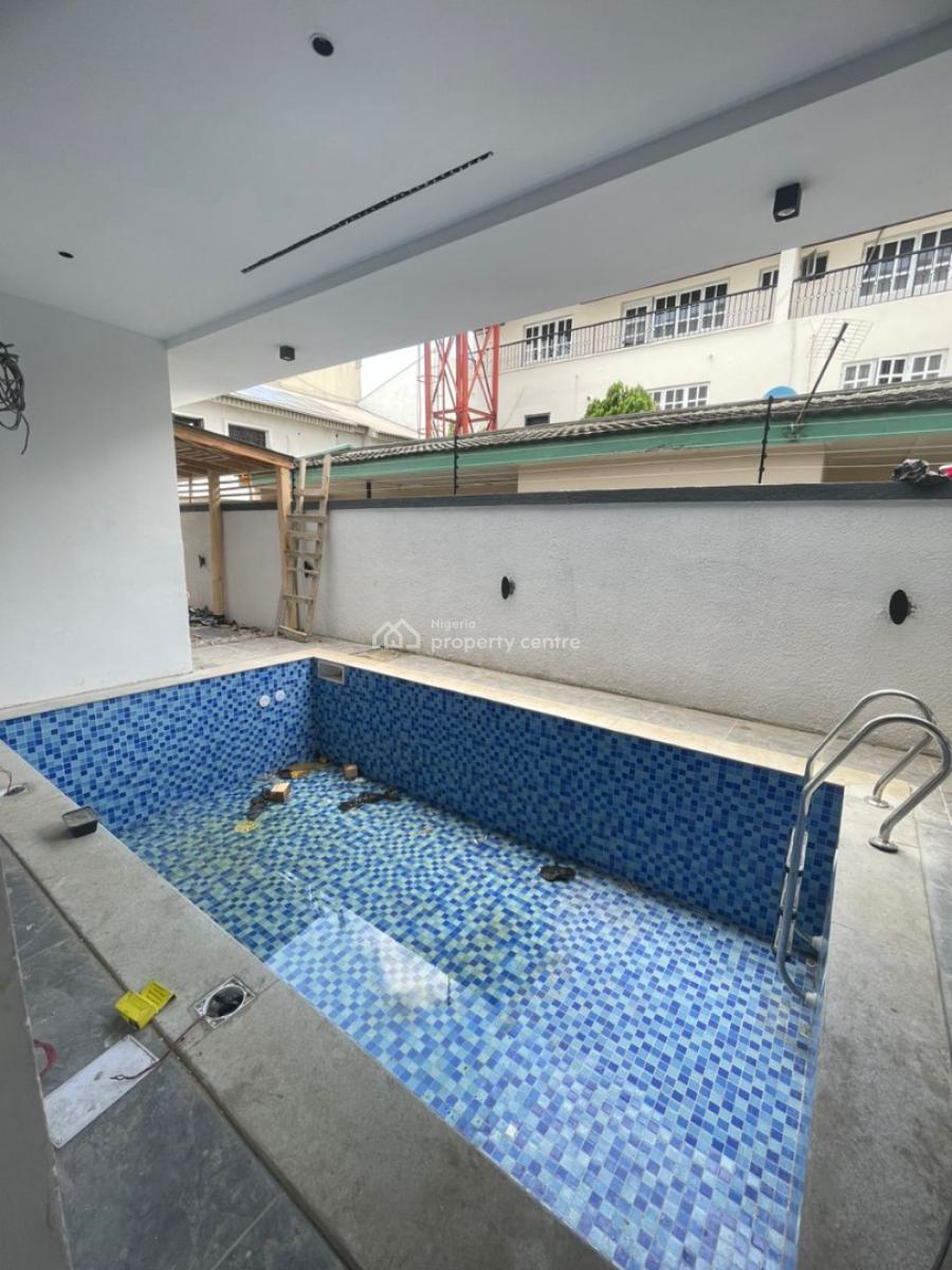 6 Bedroom Detached House + Bq, Lekki Phase 1, Lekki, Lagos, Flat / Apartment for Sale