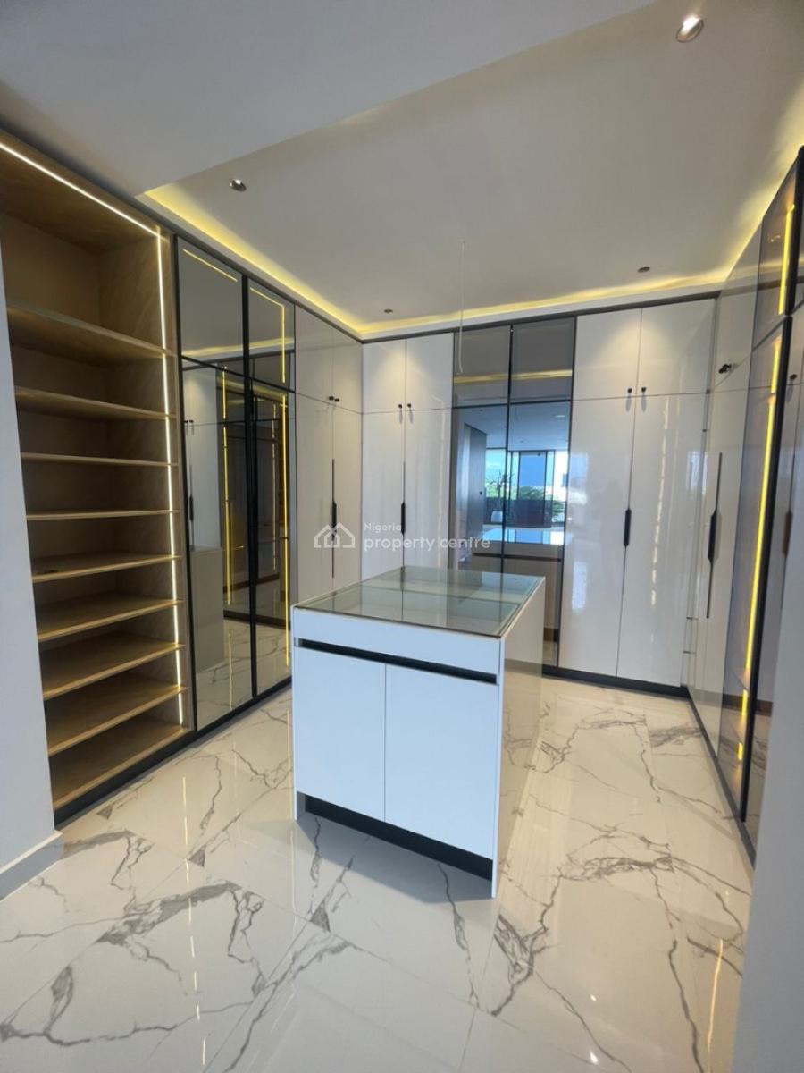 6 Bedroom Detached House + Bq, Lekki Phase 1, Lekki, Lagos, Flat / Apartment for Sale