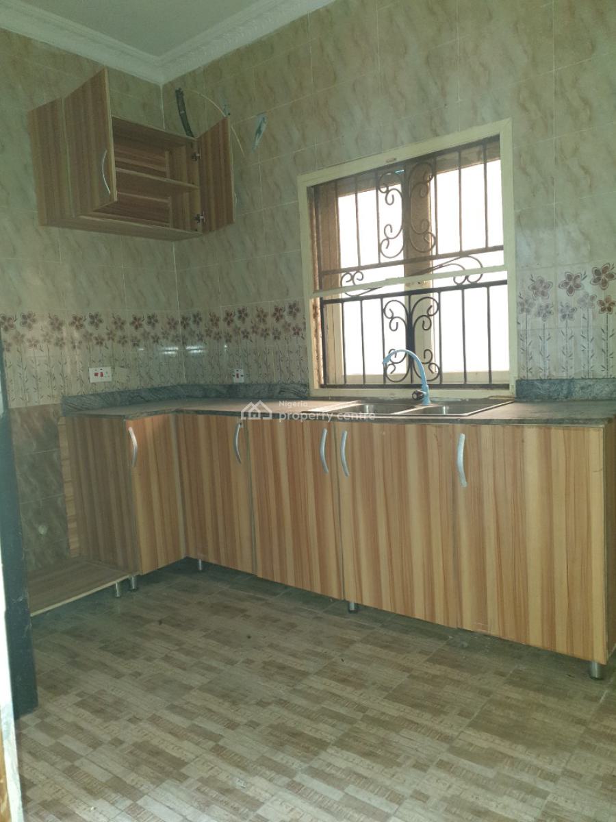 Spacious 2 Bedroom Flat, Kanal West Estate, Osapa, Lekki, Lagos, Flat / Apartment for Rent