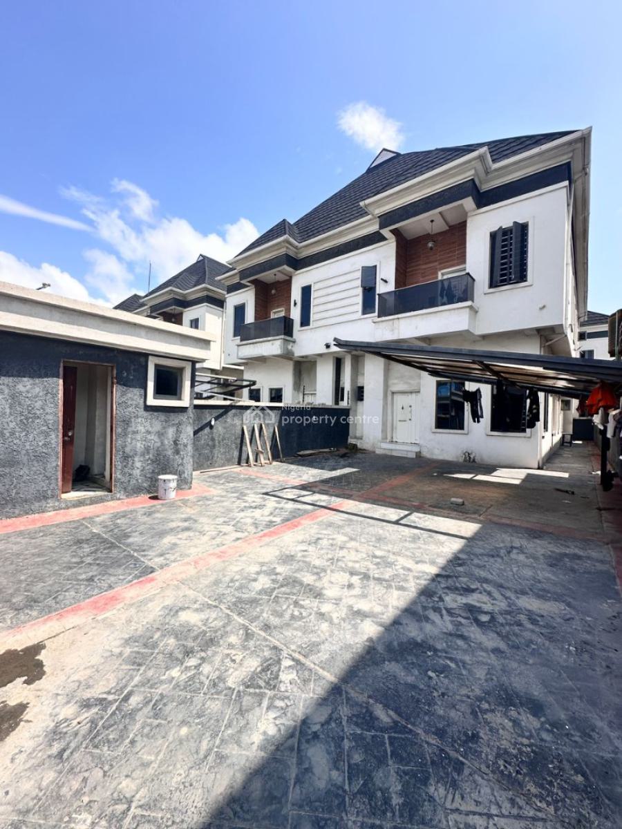 Distress 4 Bedroom Semi-detached Duplex, Orchid, Lekki, Lagos, Semi-detached Duplex for Sale