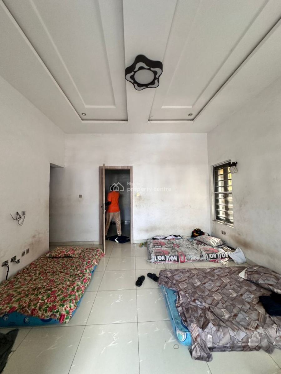 Distress 4 Bedroom Semi-detached Duplex, Orchid, Lekki, Lagos, Semi-detached Duplex for Sale