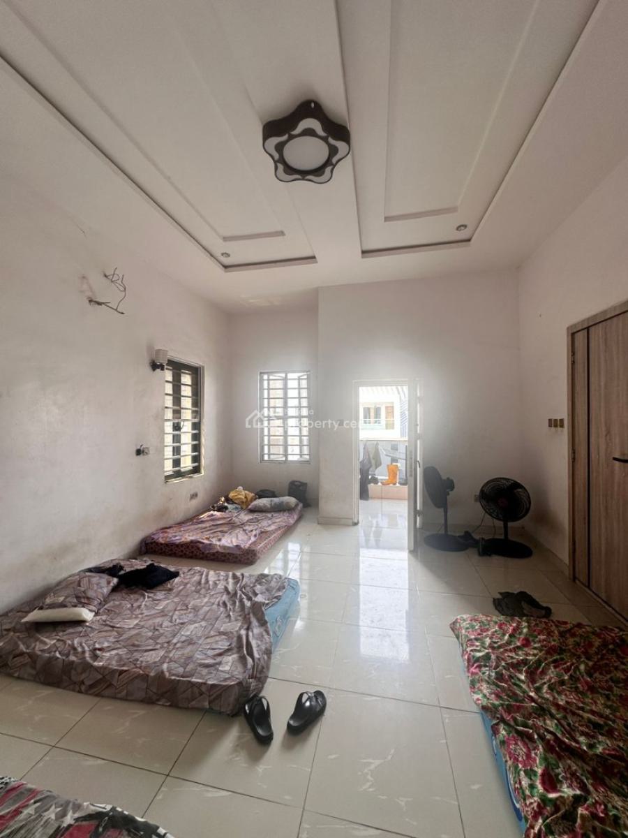 Distress 4 Bedroom Semi-detached Duplex, Orchid, Lekki, Lagos, Semi-detached Duplex for Sale