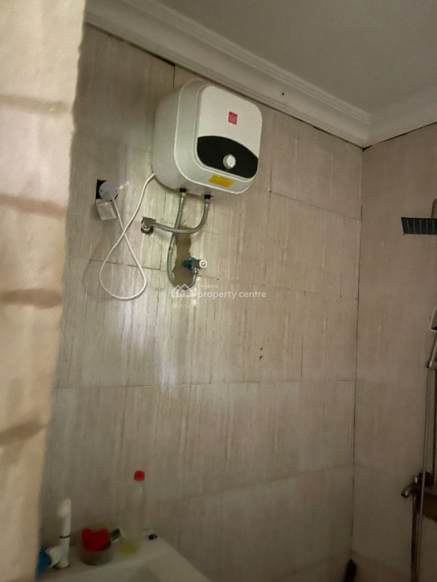 3 Bedroom Flat with Modern Facilities, Behind Finrel Pharmacy, Akobo Ojurin, Ibadan, Oyo, Flat / Apartment for Rent
