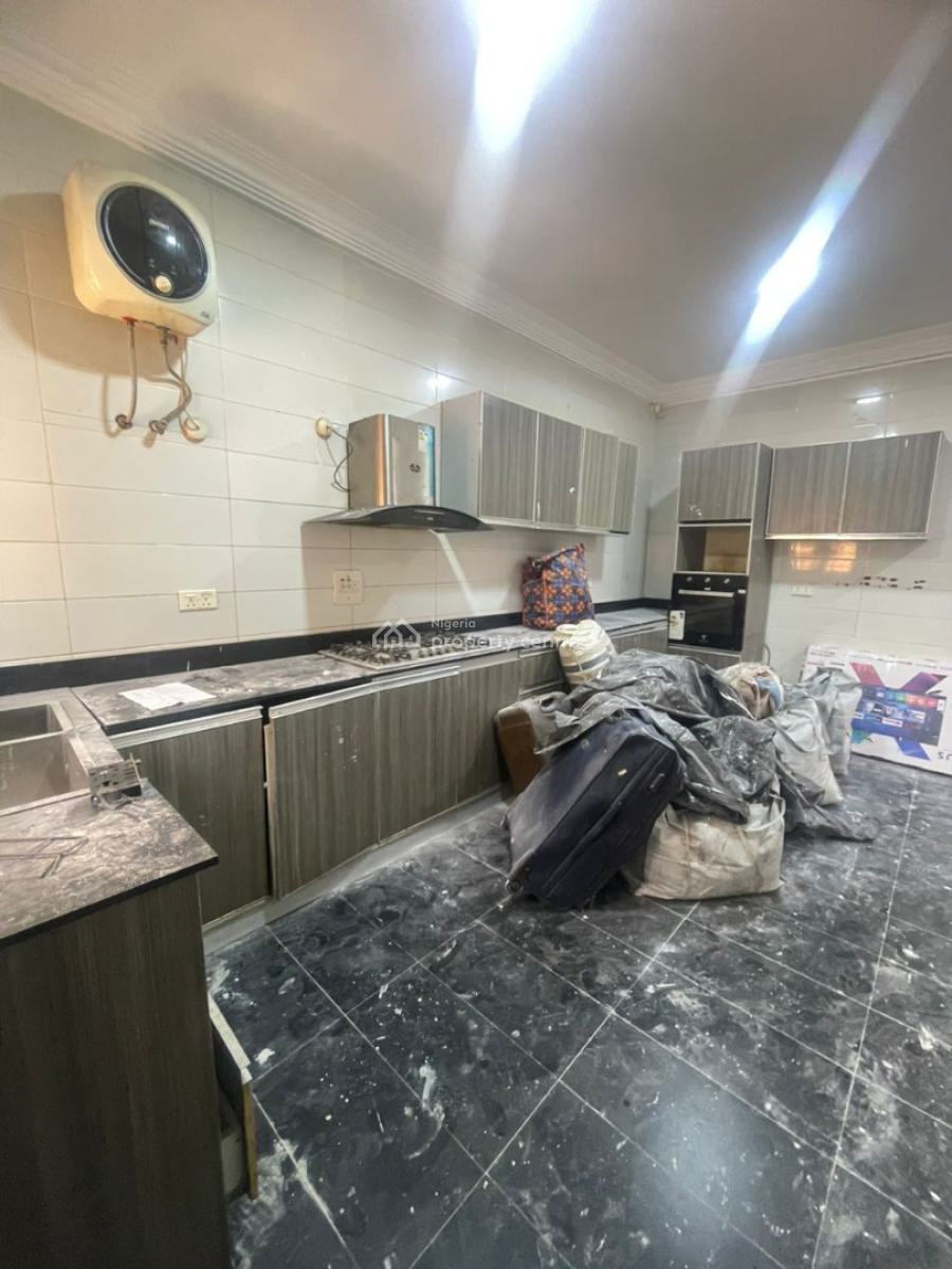 Newly Refurbished/self Serviced 4 Bedroom Terrace + Bq, Victoria Island (vi), Lagos, Flat / Apartment for Rent