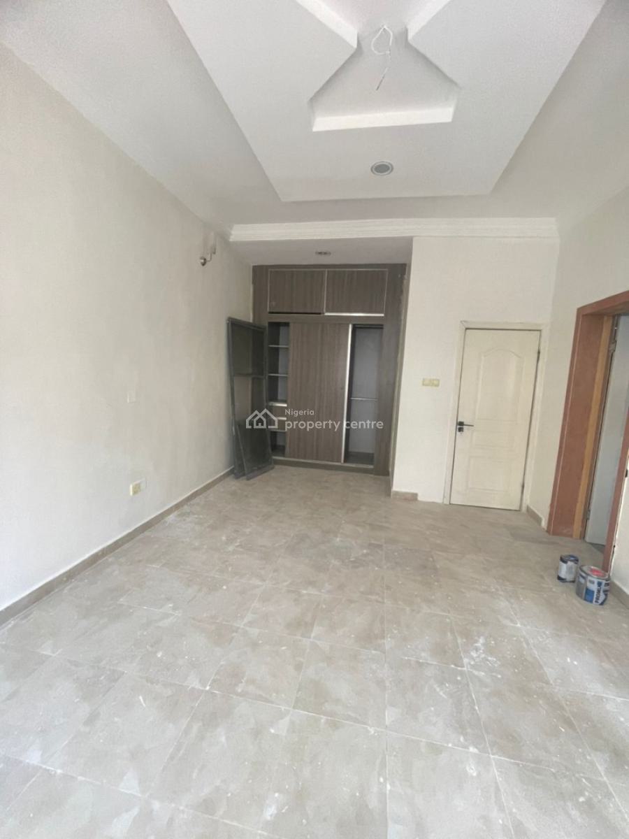 Newly Refurbished/self Serviced 4 Bedroom Terrace + Bq, Victoria Island (vi), Lagos, Flat / Apartment for Rent