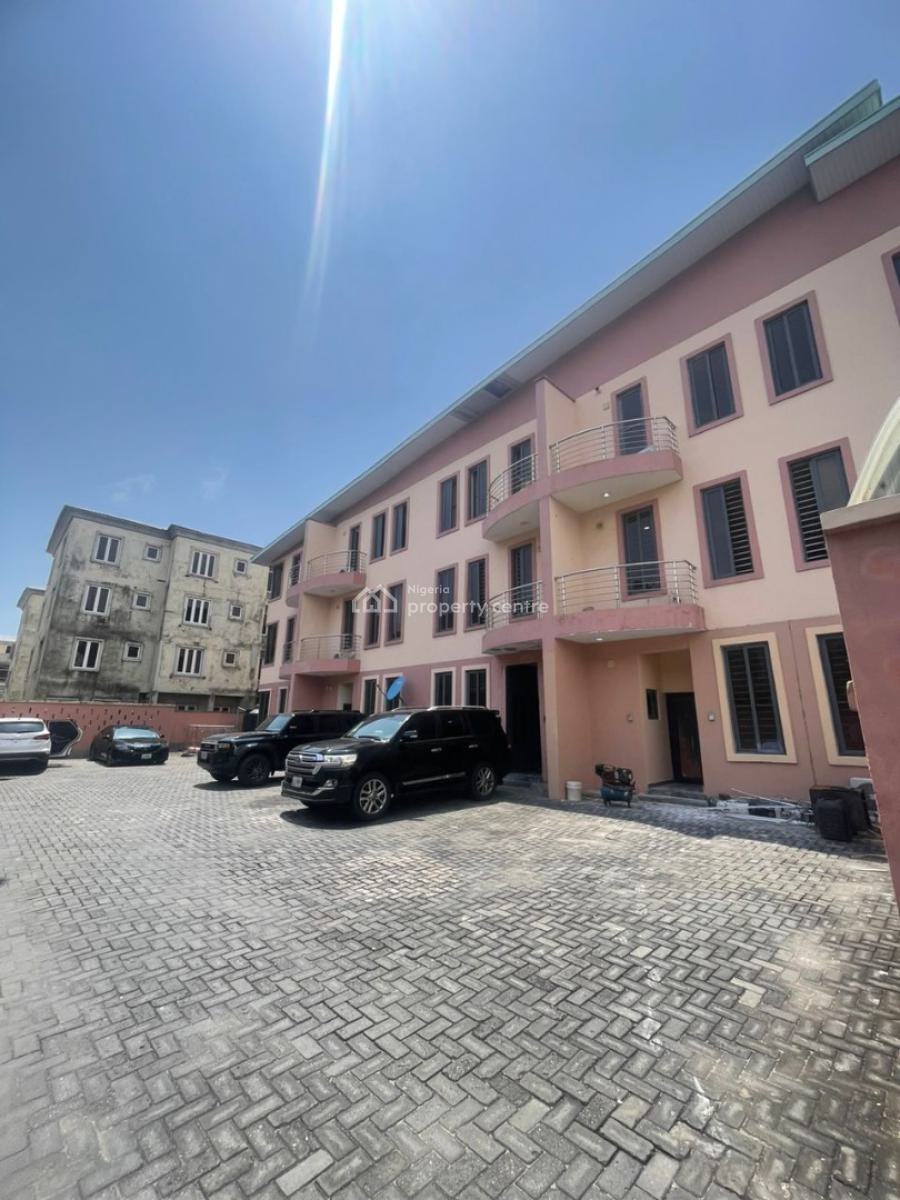 Newly Refurbished/self Serviced 4 Bedroom Terrace + Bq, Victoria Island (vi), Lagos, Flat / Apartment for Rent