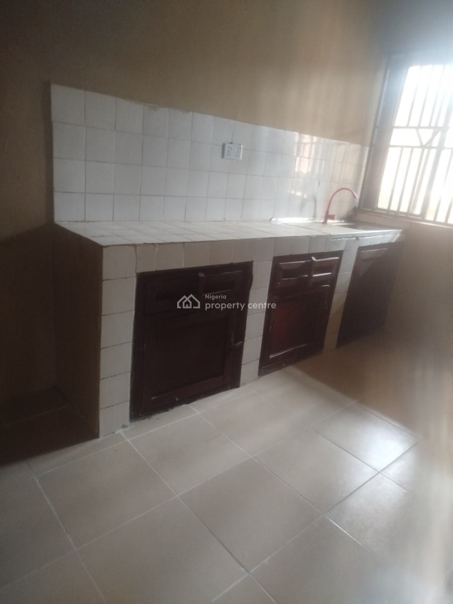 3 Bedroom  Flat, Egbeda, Alimosho, Lagos, Flat / Apartment for Rent