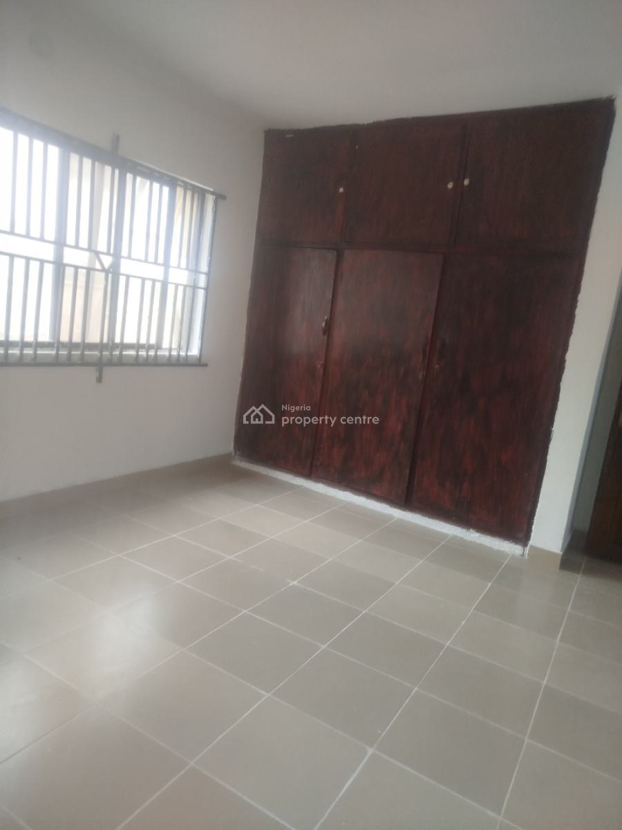 3 Bedroom  Flat, Egbeda, Alimosho, Lagos, Flat / Apartment for Rent