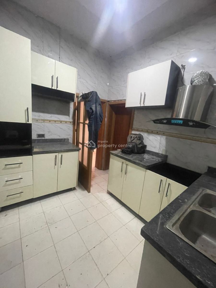 3 Bedroom Apartment + Bq (ground Floor)!!!, Victoria Island (vi), Lagos, Flat / Apartment for Rent