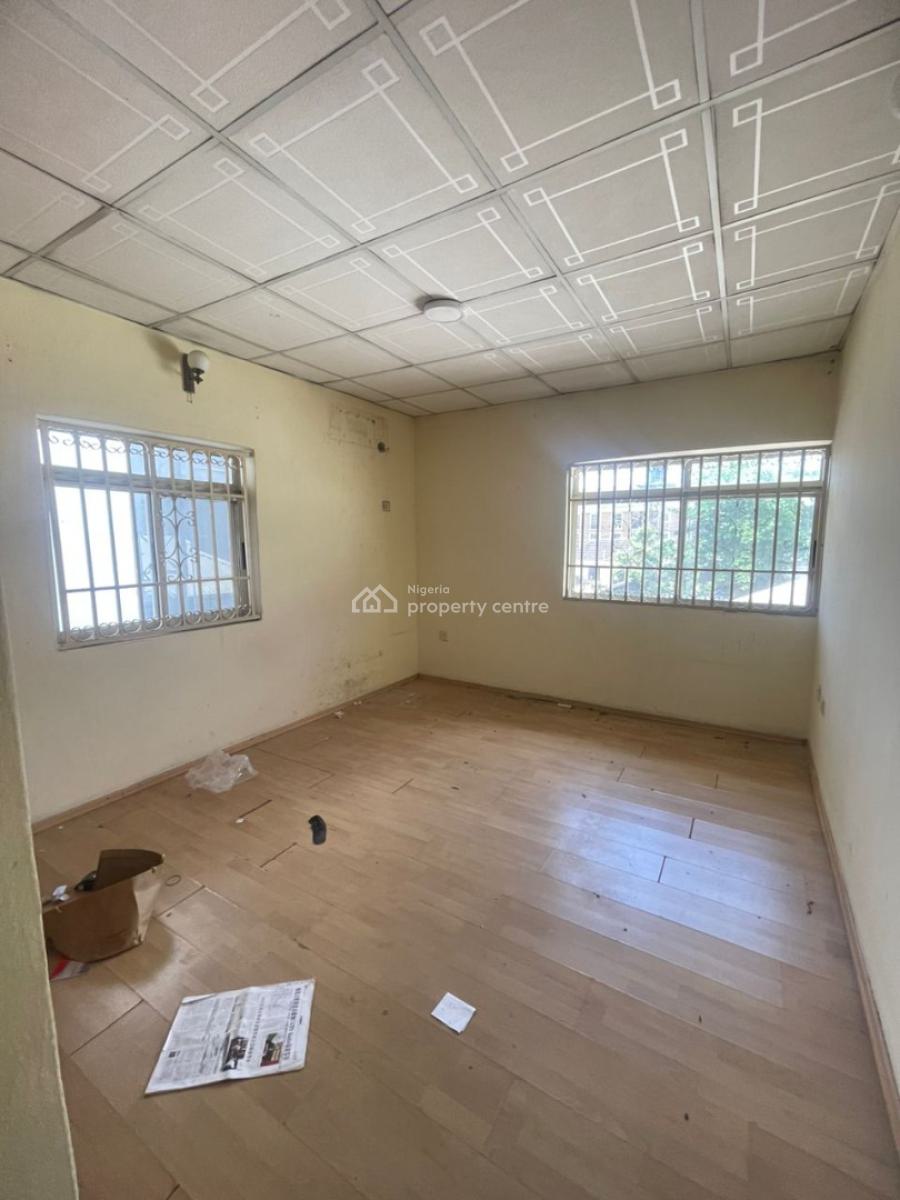 Self Serviced 5 Bedroom Semi Detached Duplex + 2 Room Bq, Lekki Phase 1, Lekki, Lagos, Flat / Apartment for Rent