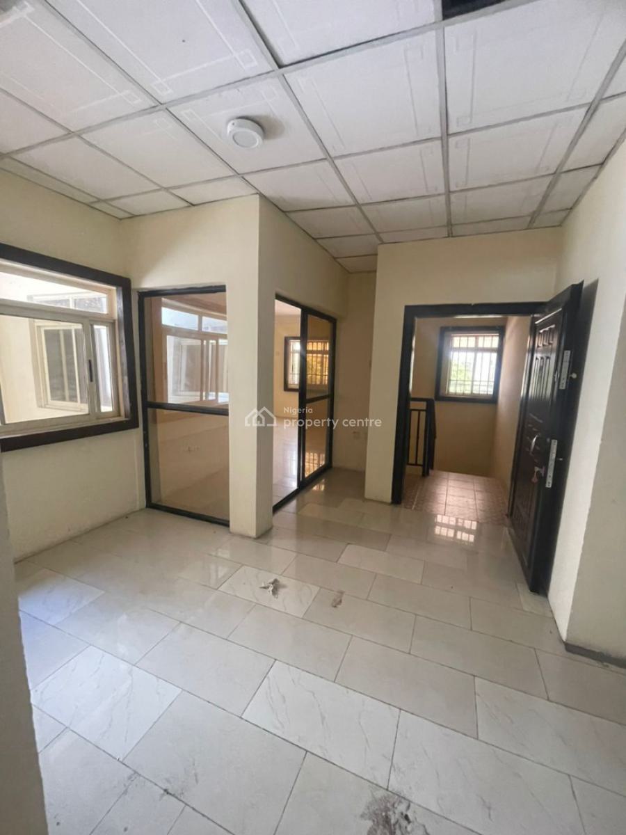 Self Serviced 5 Bedroom Semi Detached Duplex + 2 Room Bq, Lekki Phase 1, Lekki, Lagos, Flat / Apartment for Rent