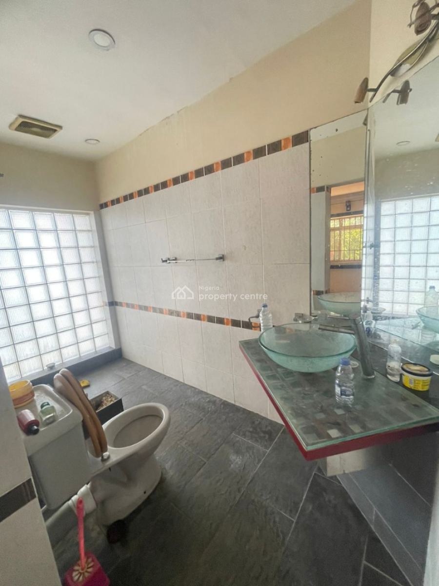 Self Serviced 5 Bedroom Semi Detached Duplex + 2 Room Bq, Lekki Phase 1, Lekki, Lagos, Flat / Apartment for Rent