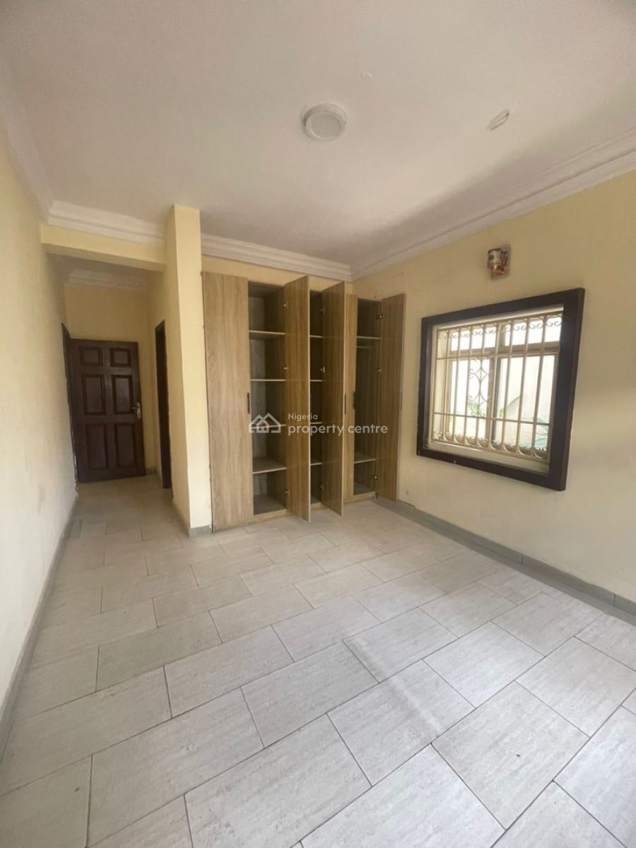 Self Serviced 5 Bedroom Semi Detached Duplex + 2 Room Bq, Lekki Phase 1, Lekki, Lagos, Flat / Apartment for Rent