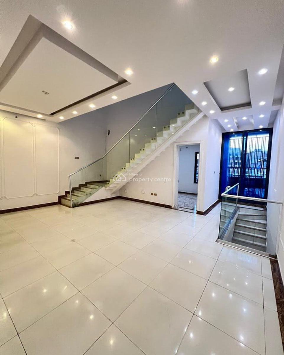 Elegant 4-bedroom Terrace Duplex with Bq & Tennis Court Access, Lekki Phase 1, Lekki, Lagos, Terraced Duplex for Sale