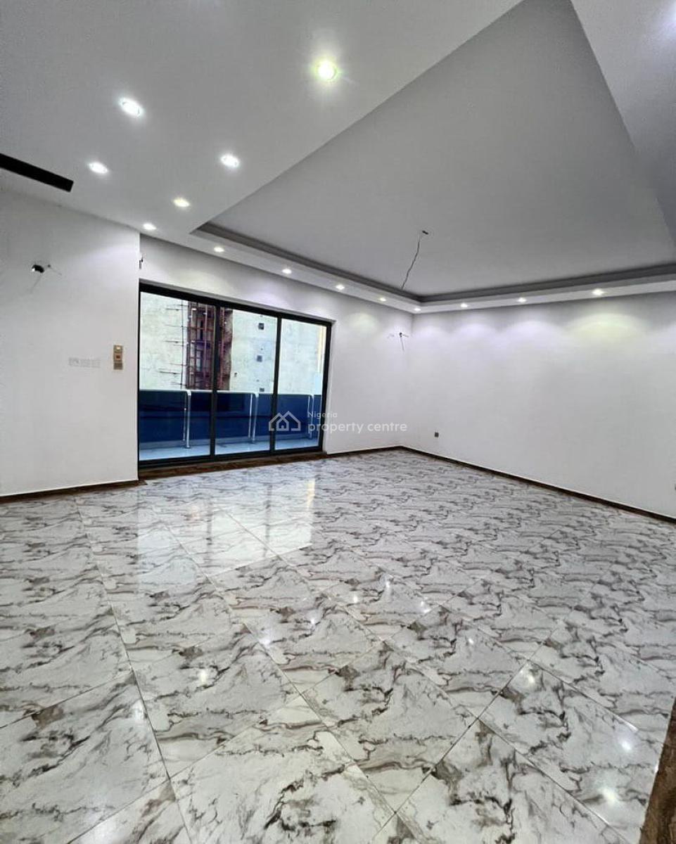 Elegant 4-bedroom Terrace Duplex with Bq & Tennis Court Access, Lekki Phase 1, Lekki, Lagos, Terraced Duplex for Sale