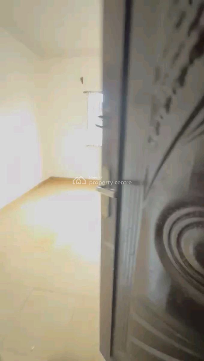 Standard Room Self Contained, Ebute Metta West, Yaba, Lagos, Self Contain (single Rooms) for Rent