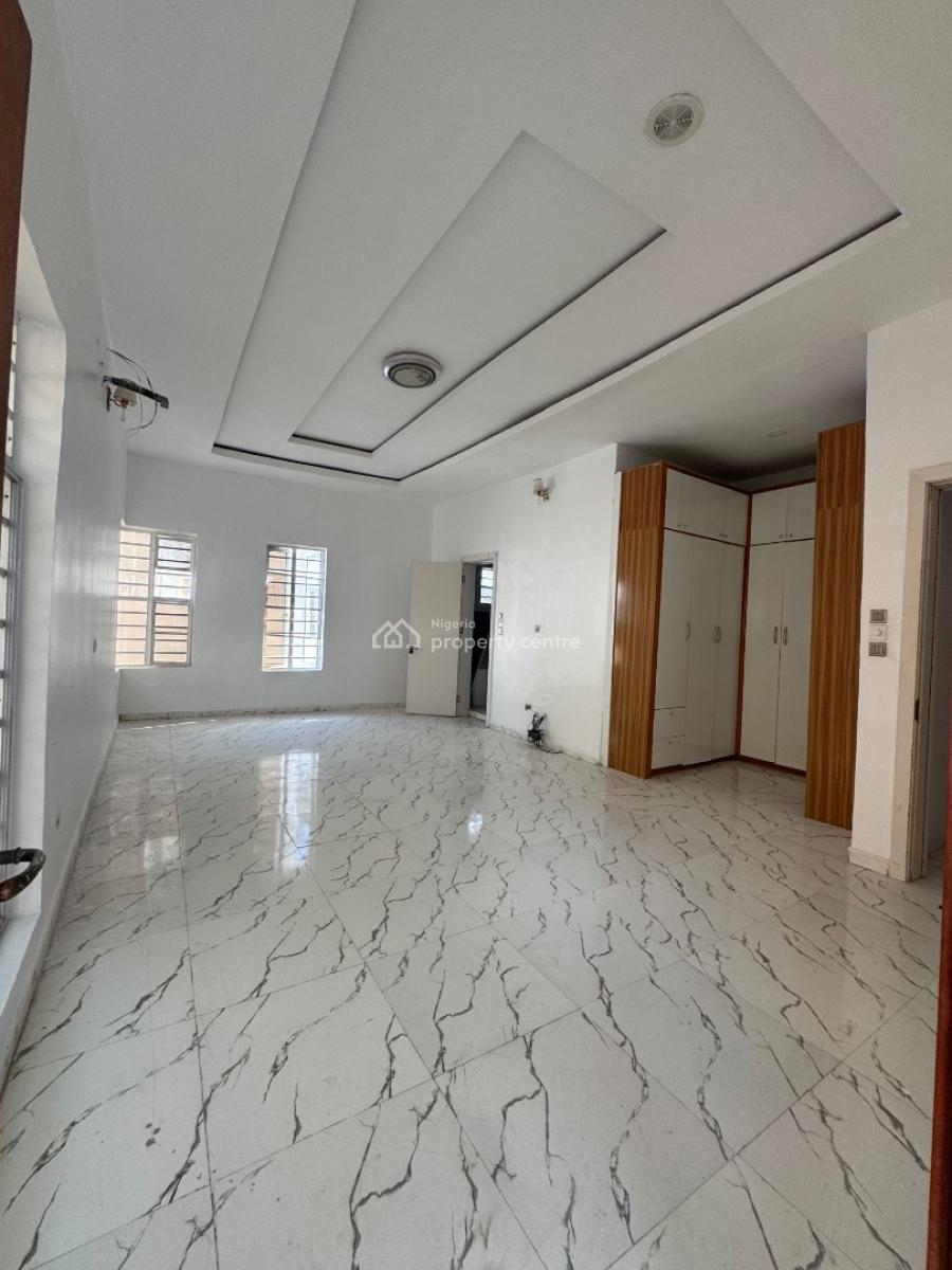 Luxurious Sharp 5 Bedroom Detached with Bq Very Spacious Dont Miss This, Orchid Road, Lekki Before Round About, Lekki, Lagos, Detached Duplex for Rent