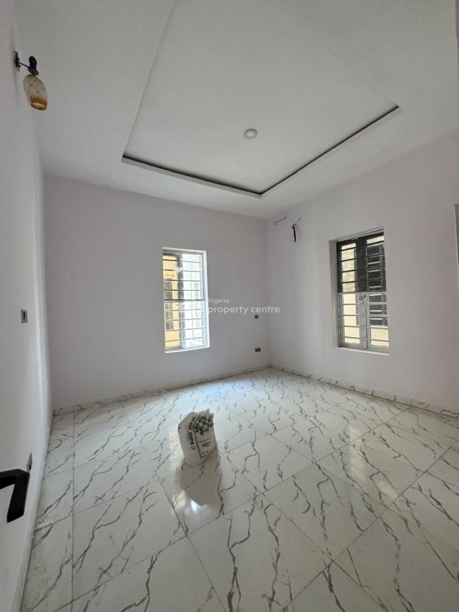 Luxurious Sharp 5 Bedroom Detached with Bq Very Spacious Dont Miss This, Orchid Road, Lekki Before Round About, Lekki, Lagos, Detached Duplex for Rent