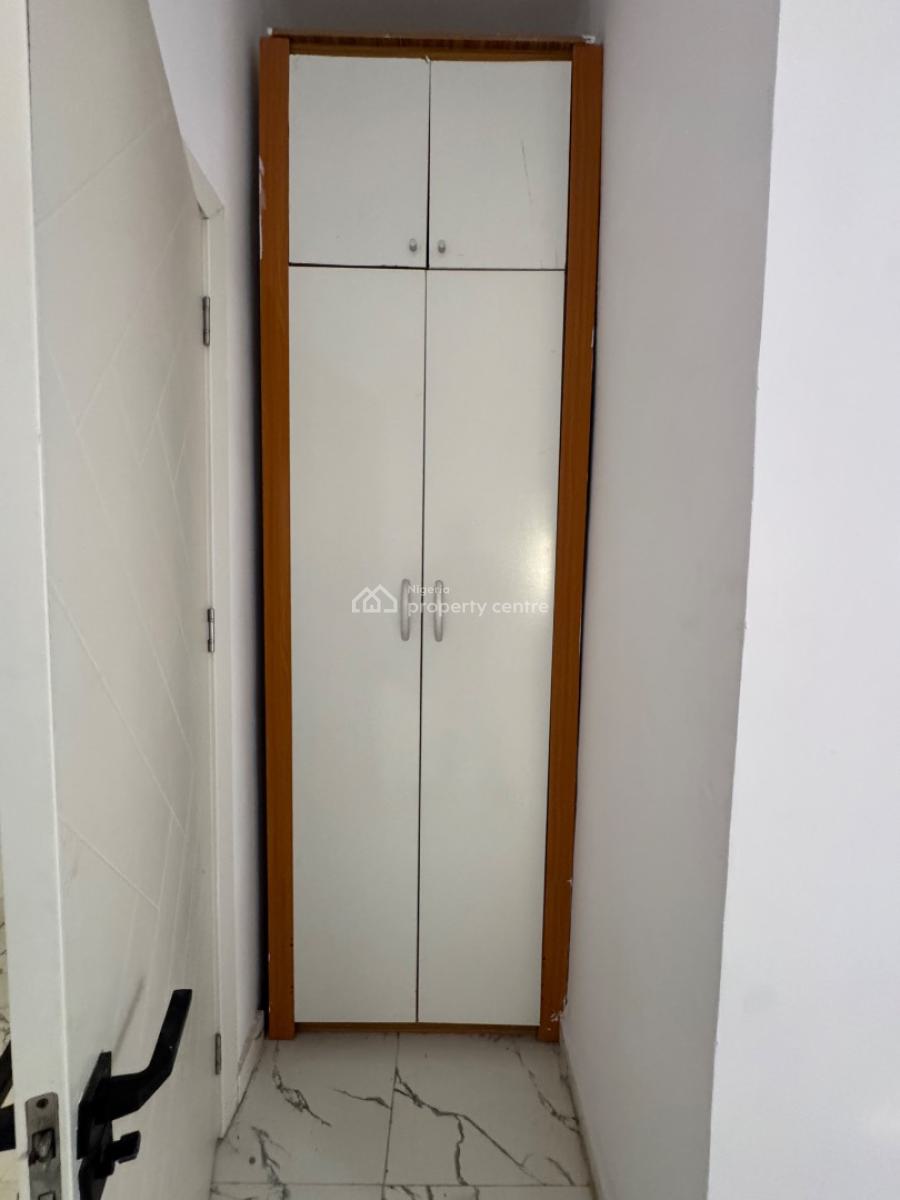 Luxurious Sharp 5 Bedroom Detached with Bq Very Spacious Dont Miss This, Orchid Road, Lekki Before Round About, Lekki, Lagos, Detached Duplex for Rent