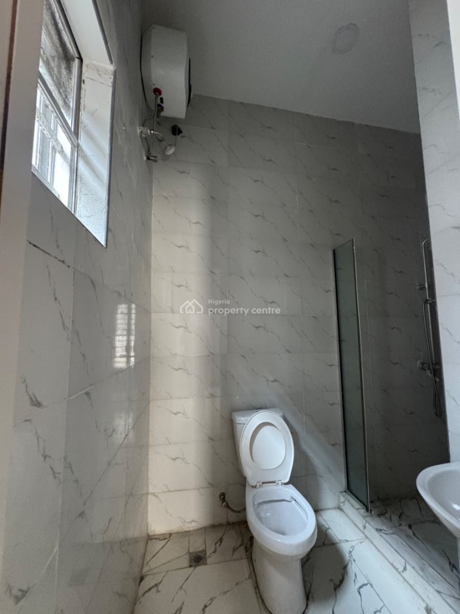 Luxurious Sharp 5 Bedroom Detached with Bq Very Spacious Dont Miss This, Orchid Road, Lekki Before Round About, Lekki, Lagos, Detached Duplex for Rent