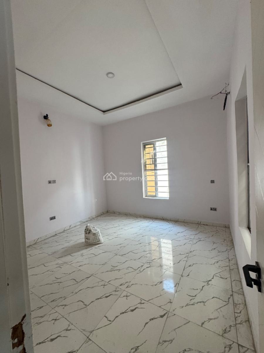 Luxurious Sharp 5 Bedroom Detached with Bq Very Spacious Dont Miss This, Orchid Road, Lekki Before Round About, Lekki, Lagos, Detached Duplex for Rent
