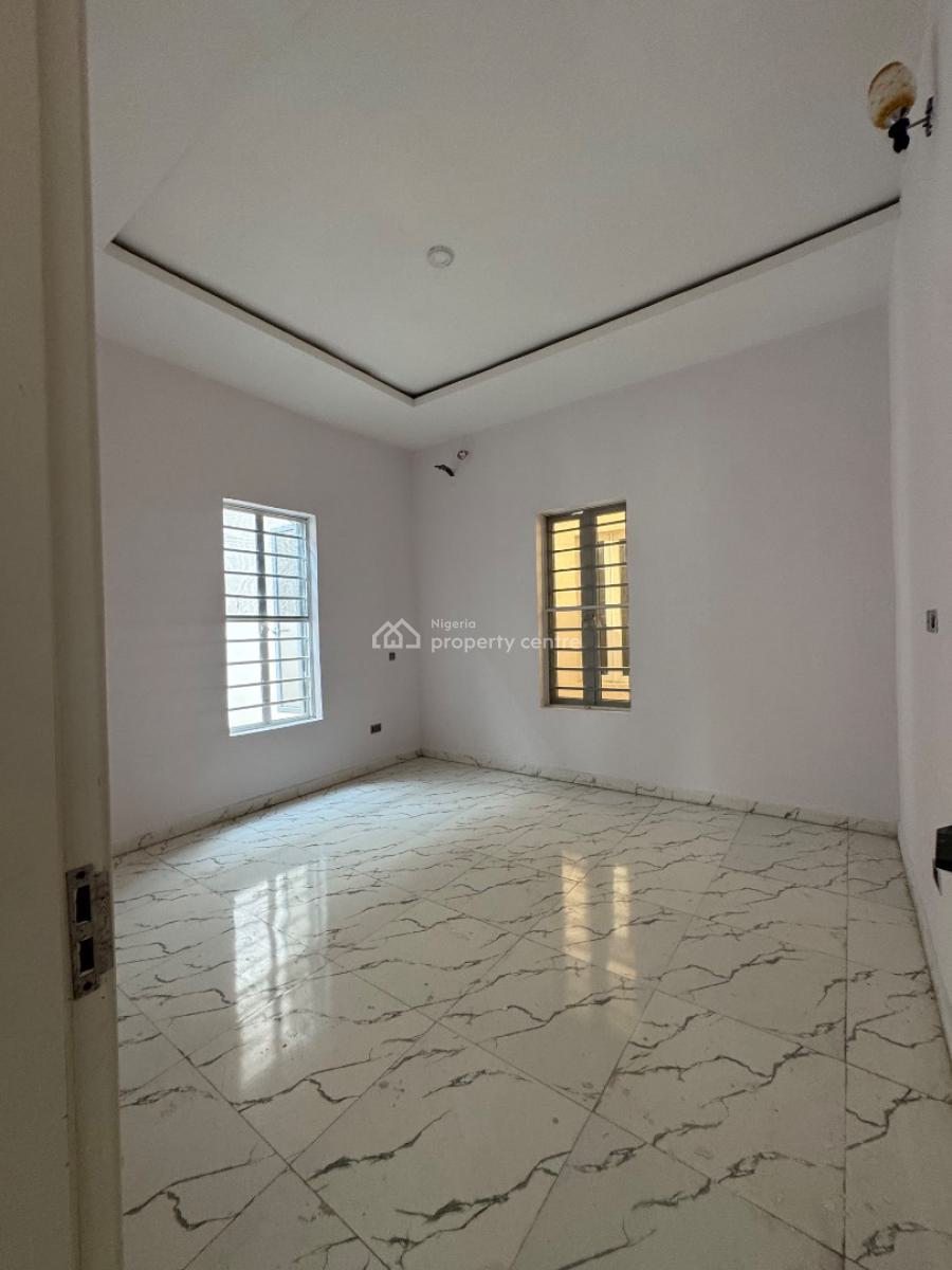Luxurious Sharp 5 Bedroom Detached with Bq Very Spacious Dont Miss This, Orchid Road, Lekki Before Round About, Lekki, Lagos, Detached Duplex for Rent