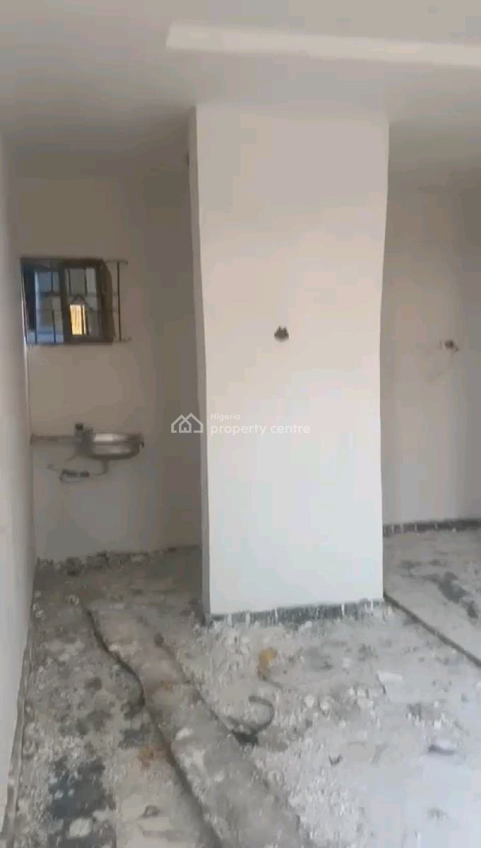 Standard and Spacious Mini Flat, Off Ilaje Road, Bariga, Shomolu, Lagos, Mini Flat (room and Parlour) for Rent