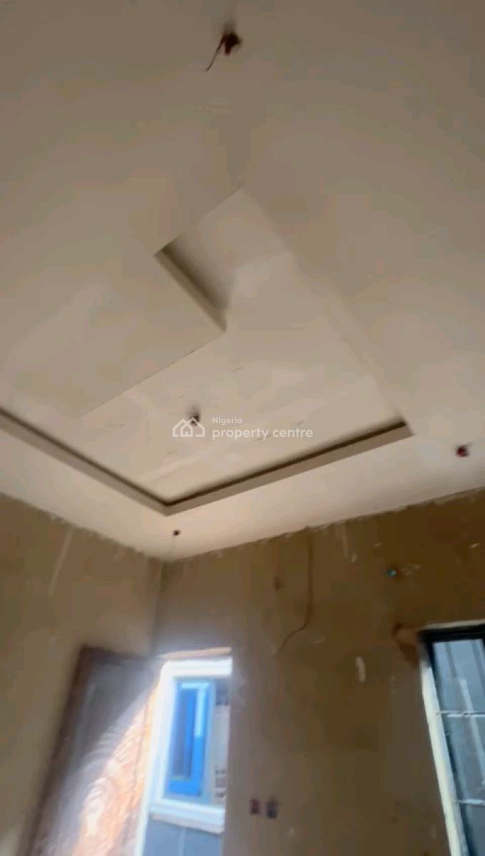 Standard Room Self Contained, Off Ilaje Road, Bariga, Shomolu, Lagos, Self Contain (single Rooms) for Rent