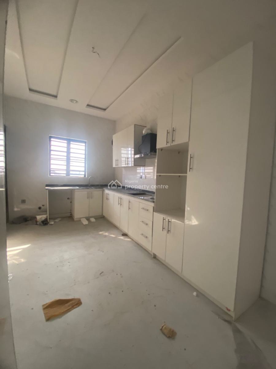 Stunning Brand New Upstairs, Estate Behind Blenco, Olokonla, Ajah, Lagos, Flat / Apartment for Rent