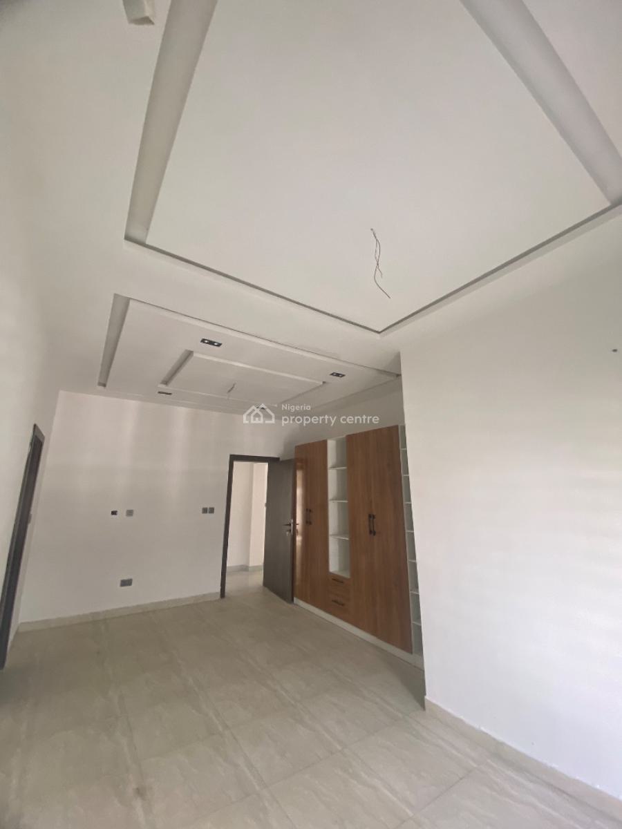 Stunning Brand New Upstairs, Estate Behind Blenco, Olokonla, Ajah, Lagos, Flat / Apartment for Rent