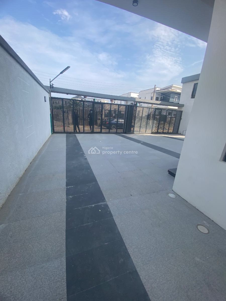 Stunning Brand New Upstairs, Estate Behind Blenco, Olokonla, Ajah, Lagos, Flat / Apartment for Rent