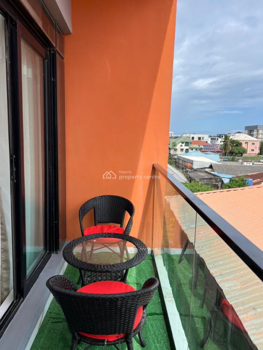 Beautifully Furnished One Bedroom Apartment with Pool, Jasmine Court 2, Iroko Aware Street, Ikate, Lekki, Lagos, Flat / Apartment Short Let