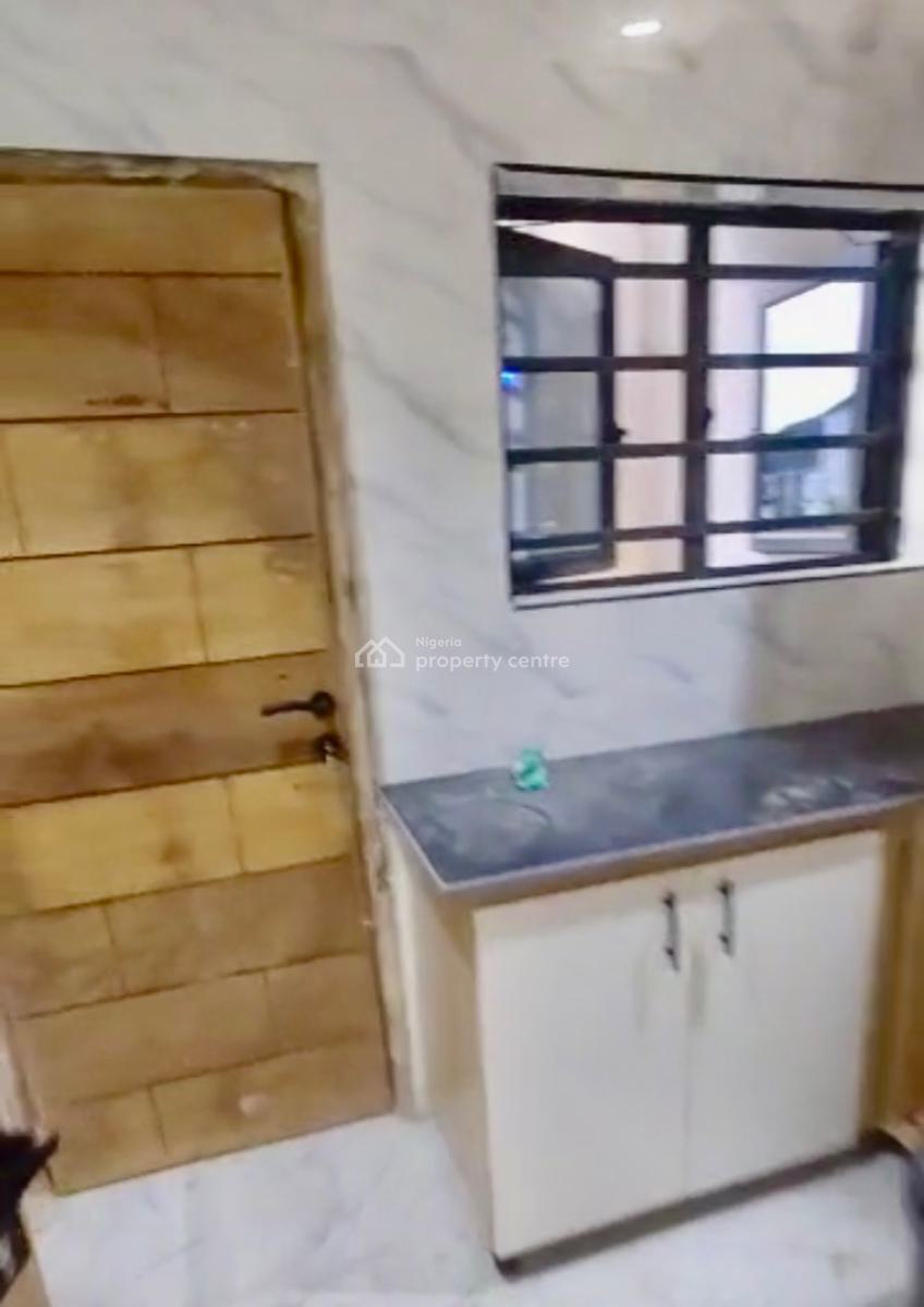 Executive Brand New, Estate Behind Blenco, Olokonla, Ajah, Lagos, Flat / Apartment for Rent