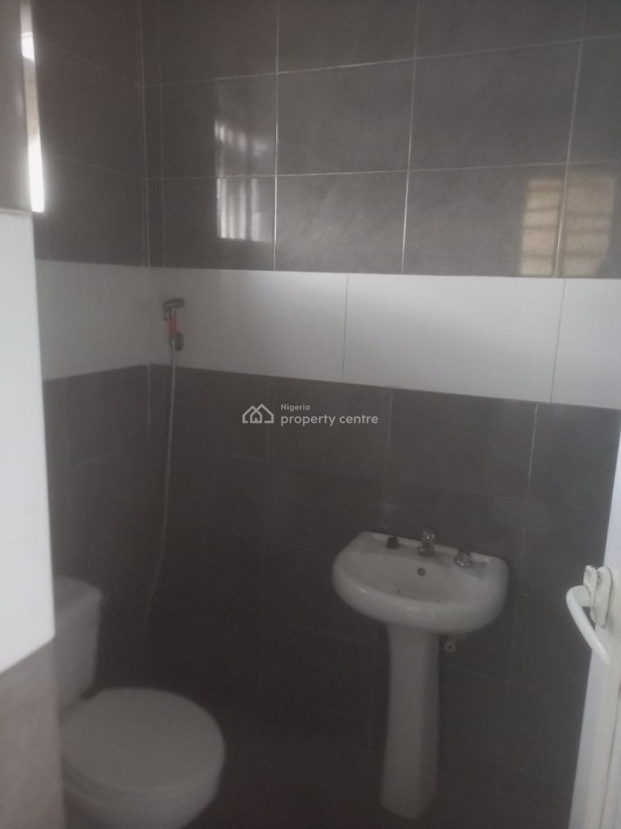 Sharp 2 Bedroom Upstairs, Foursquare Isheri Oshun, Isolo, Lagos, Flat / Apartment for Rent