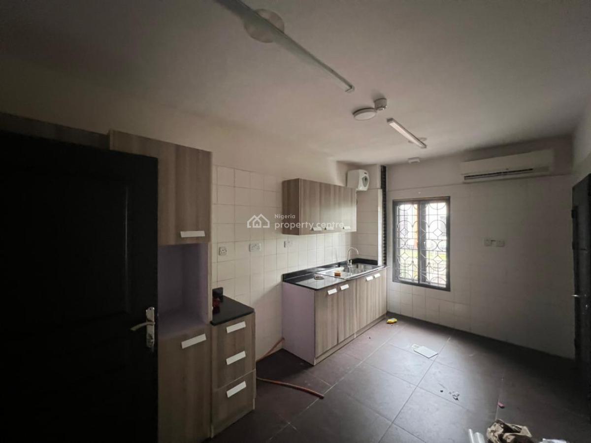 4 Units of 3 Bedroom Semi Detached Duplex / Bq Commercial/residential, Lekki Phase 1, Lekki, Lagos, Semi-detached Duplex for Rent