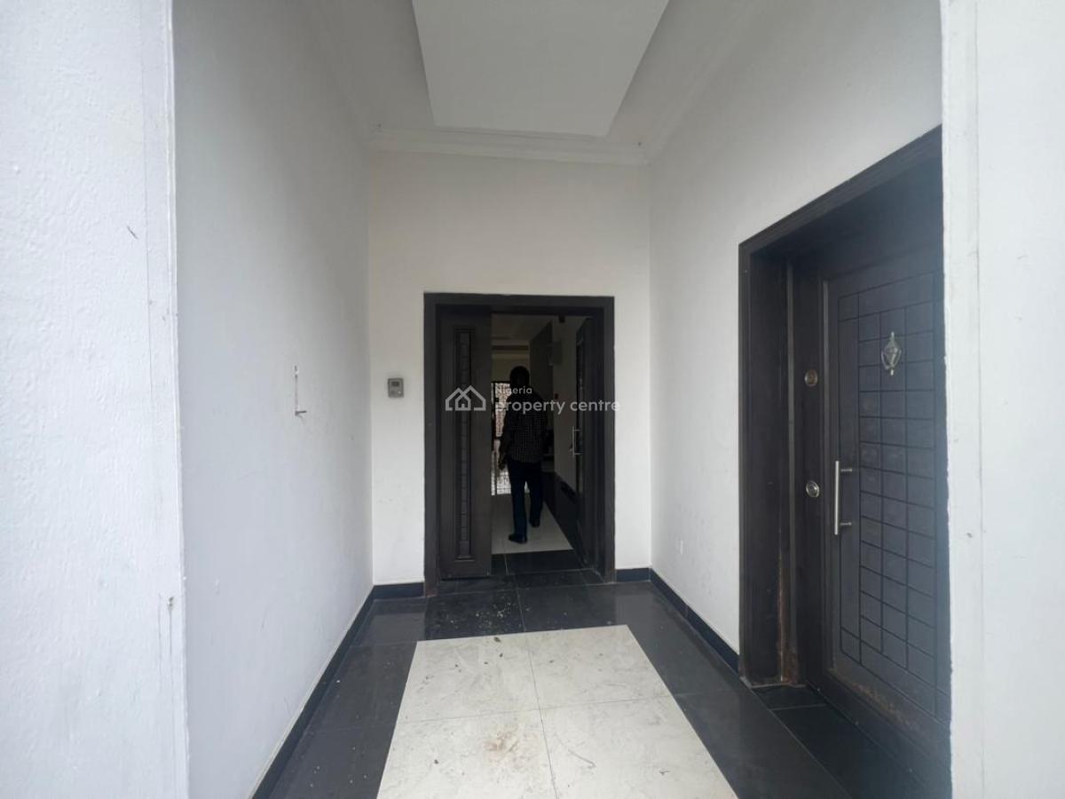 3 Bedrooms Semi Detached Duplex with Bq, Lekki Phase 1, Lekki, Lagos, Semi-detached Duplex for Rent