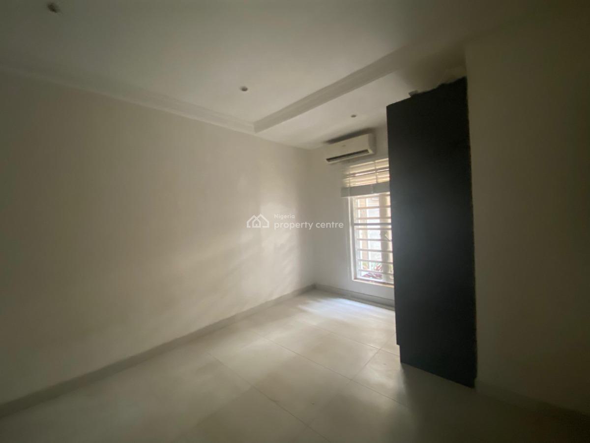 Well Maintained 2 Bedrooms Apartment Within a Serene Envoronment, Victoria Island (vi), Lagos, Flat / Apartment for Rent