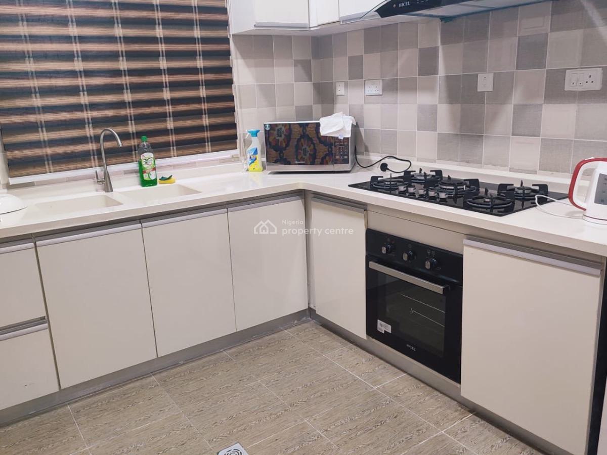 Beautiful 3 Bedroom Apartment, Ikeja, Lagos, Flat / Apartment Short Let