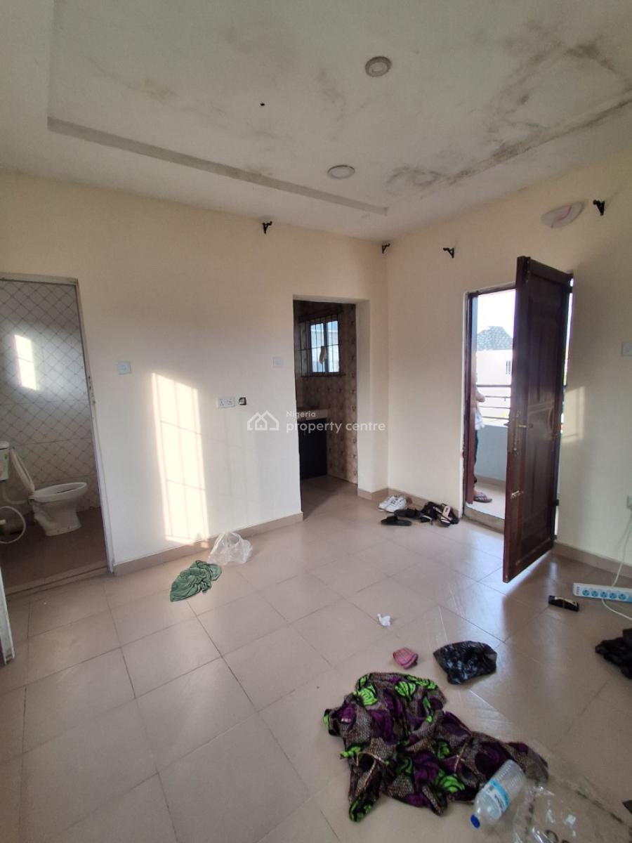 Self Contain Upstairs, Badore, Ajah, Lagos, Self Contain (single Rooms) for Rent
