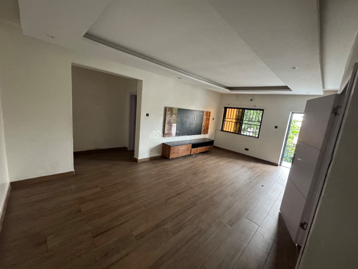 Serviced 3 Bedroom Flat with Bq in Lekki Phase 1., Lekki Phase 1, Lekki Phase 1, Lekki, Lagos, Flat / Apartment for Rent