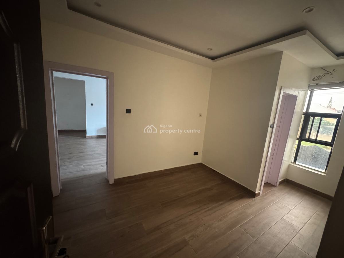 Serviced 3 Bedroom Flat with Bq in Lekki Phase 1., Lekki Phase 1, Lekki Phase 1, Lekki, Lagos, Flat / Apartment for Rent